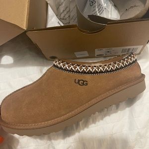 UGG Tasman Size 6.5